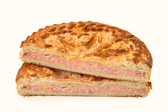 Слоеный пирог с ветчиной и сыром в Пироговом Дворике