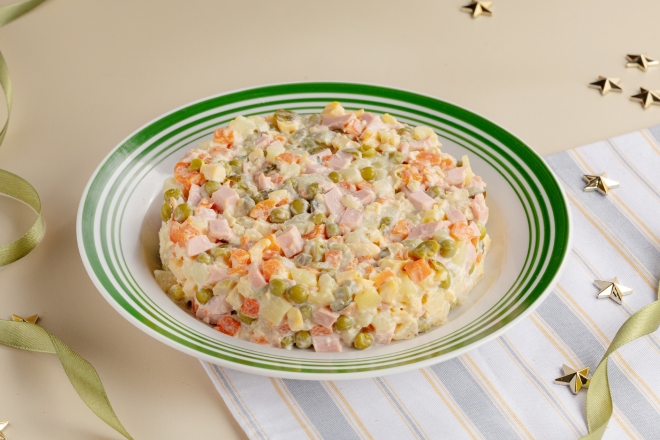 Салат Оливье в Пироговом Дворике