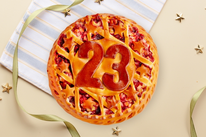 Пирог яблоко-брусника "23 февраля" в Пироговом Дворике