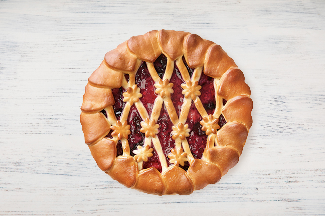 Пирог с сезонными ягодами  в Пироговом Дворике
