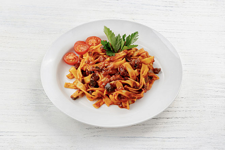 Паста с овощами в Пироговом Дворике