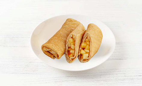 Блины с яблоком и корицей в Пироговом Дворике